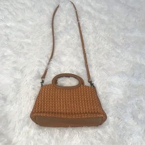 Fossil woven bag